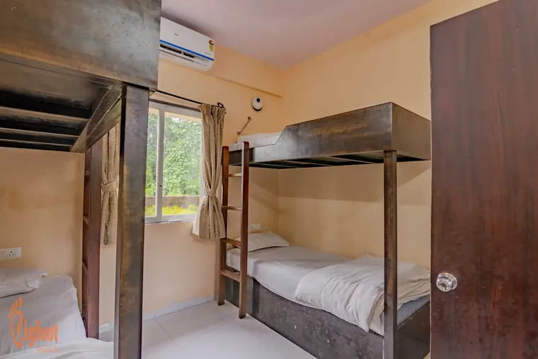 Dormitory room with bunk beds at Hideaway Villa